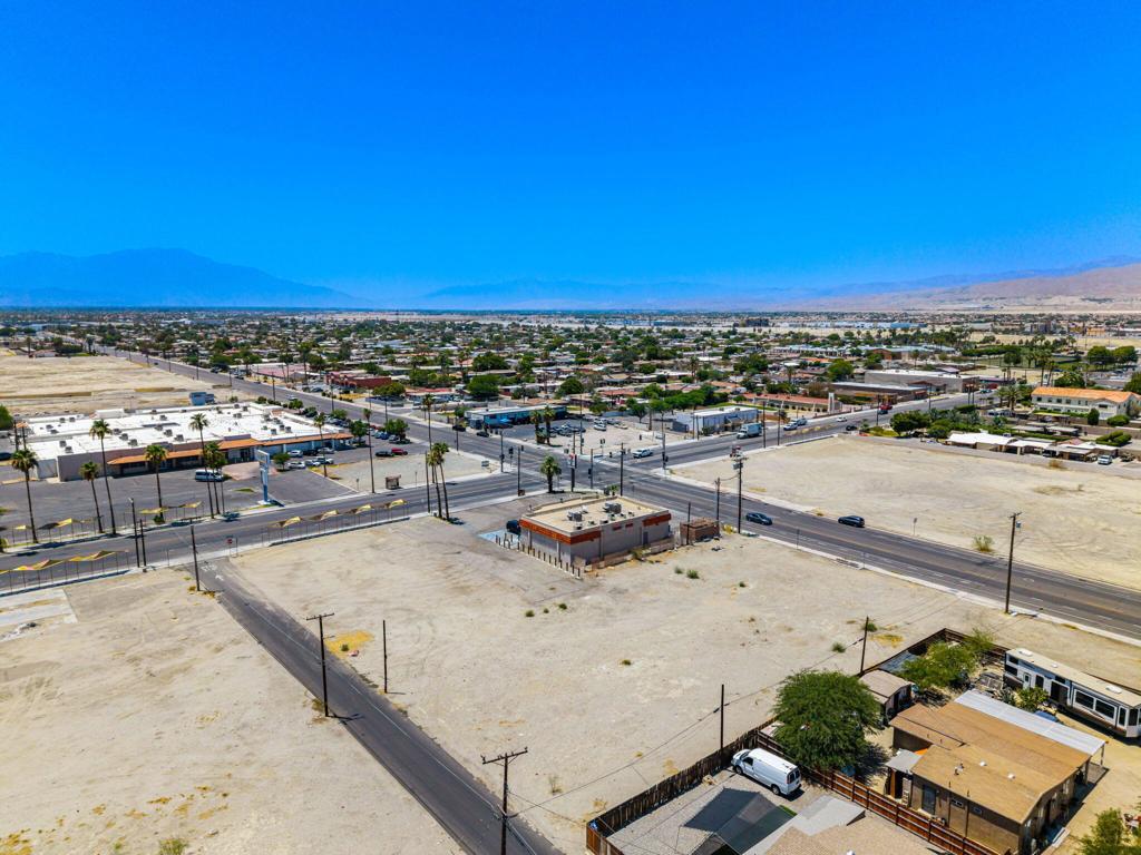 83037 Ave 44