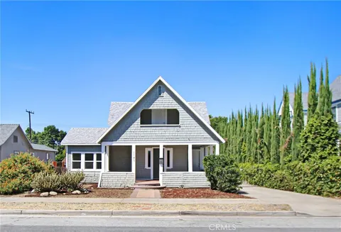 1143 Orange St, Redlands, CA 92374 - MLS#: CV26080345