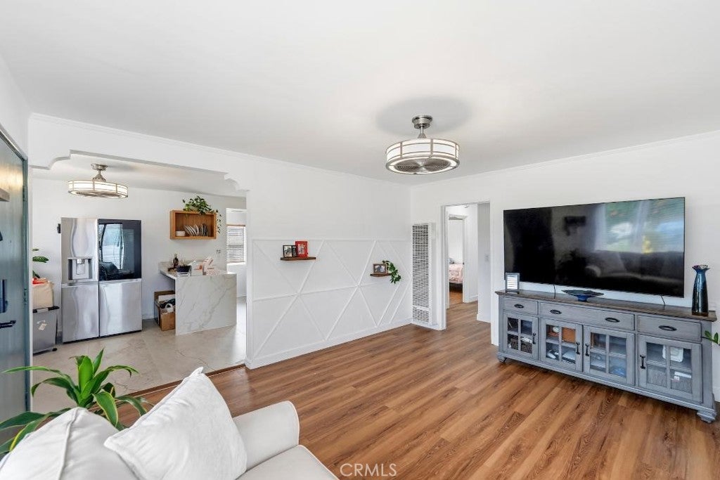 5055 N Raton