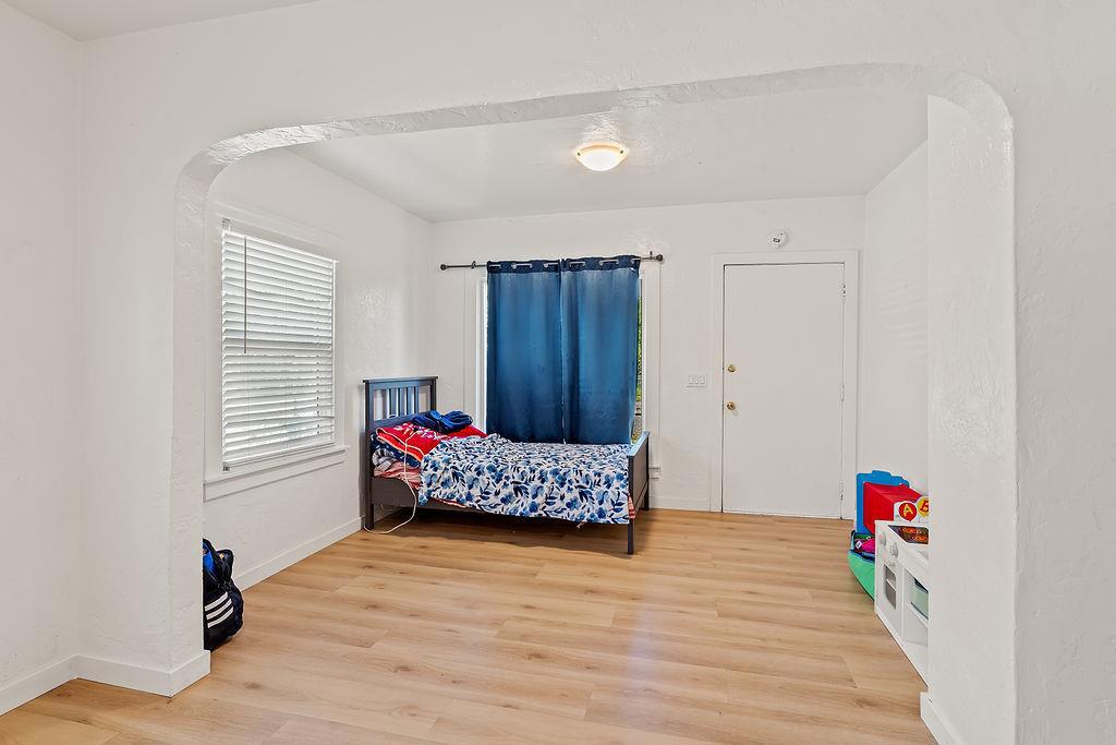 1205 Grand Avenue
