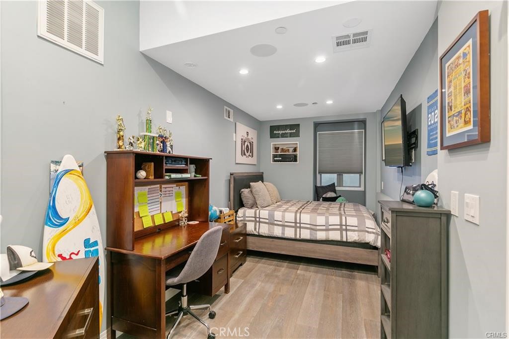 Lantern Village Central (LDC) - Residential Lease