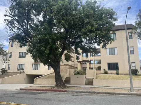 MLS: TR26159071