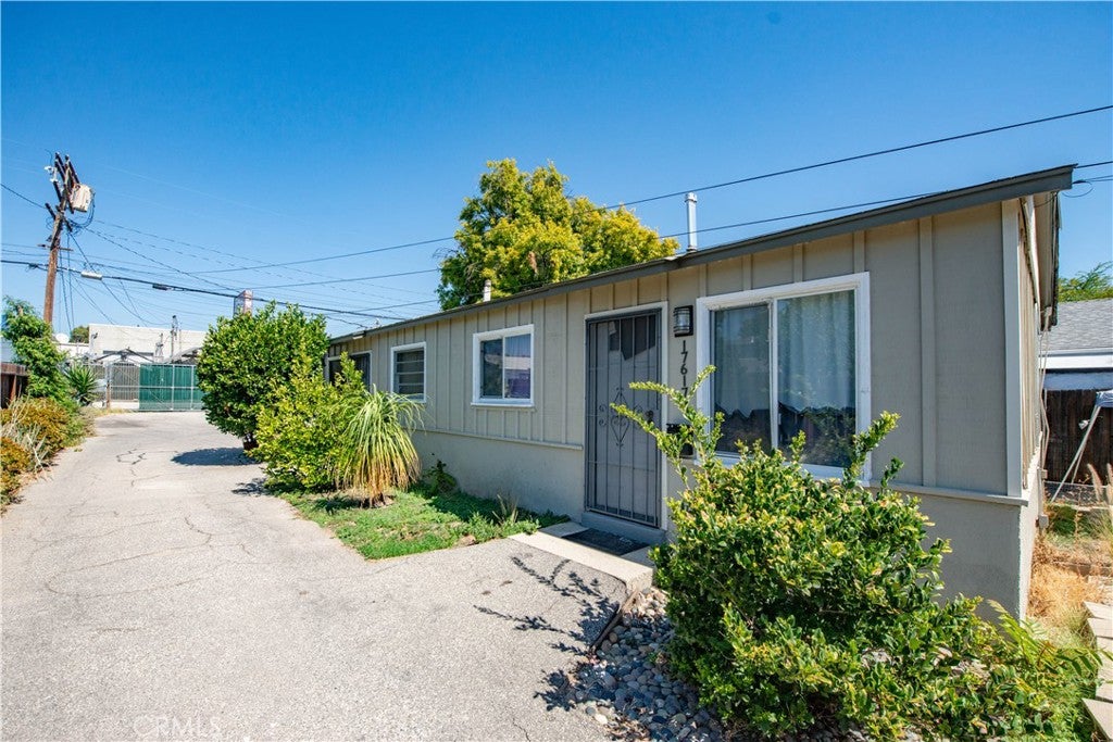 17615 Kingsbury