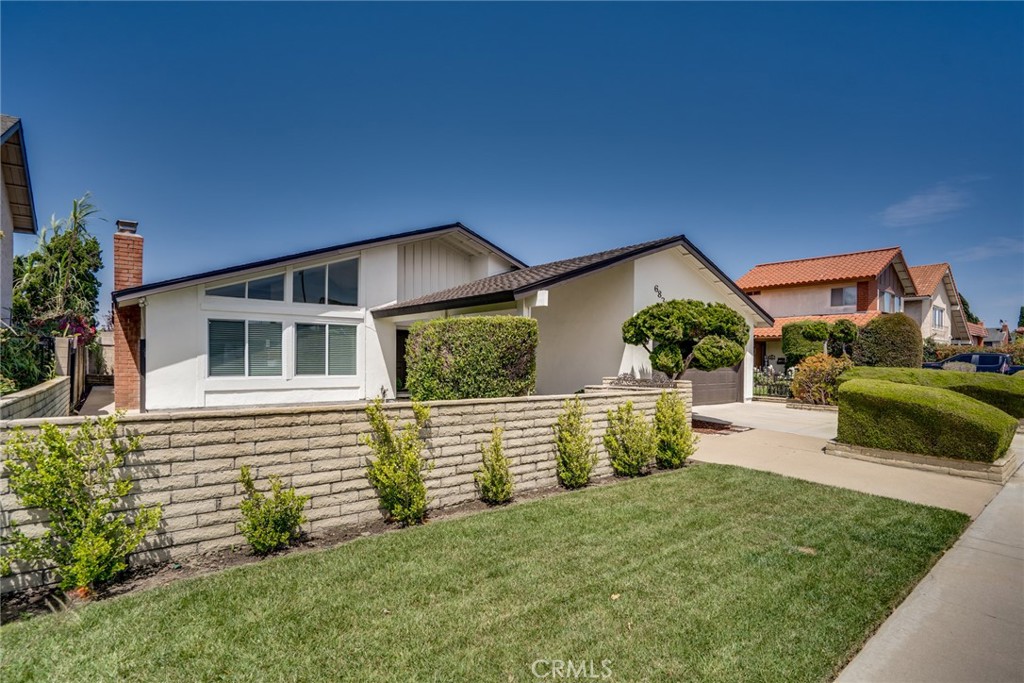 6831 Glen