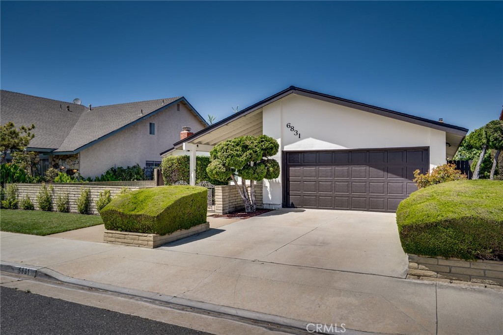 6831 Glen