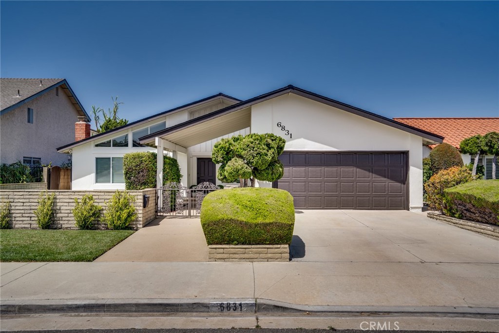 6831 Glen
