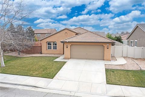 Photo of 1379 Bird Of Paradise Court, Beaumont, CA 92223 (MLS # IV26024354)