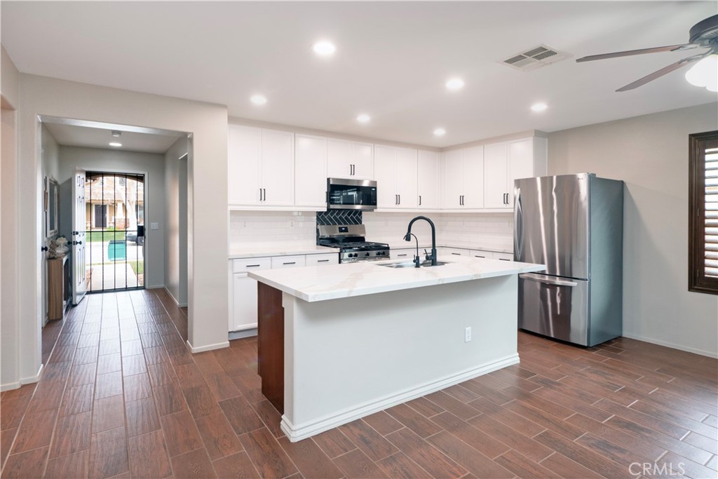 1379 Bird Of Paradise Court