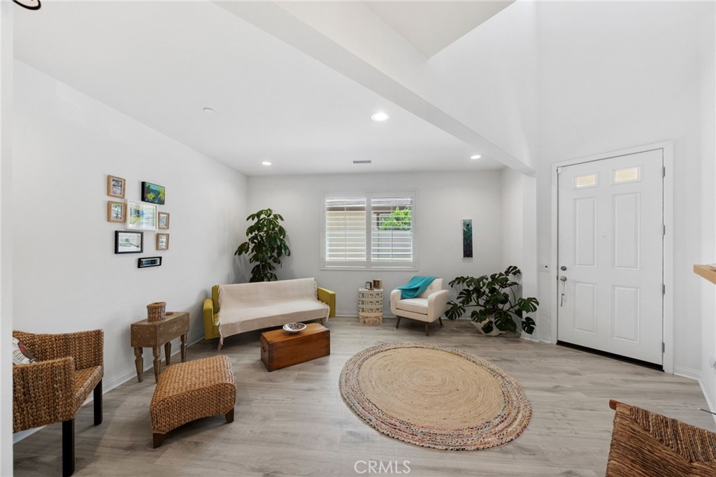 32042 Hyacinth Way