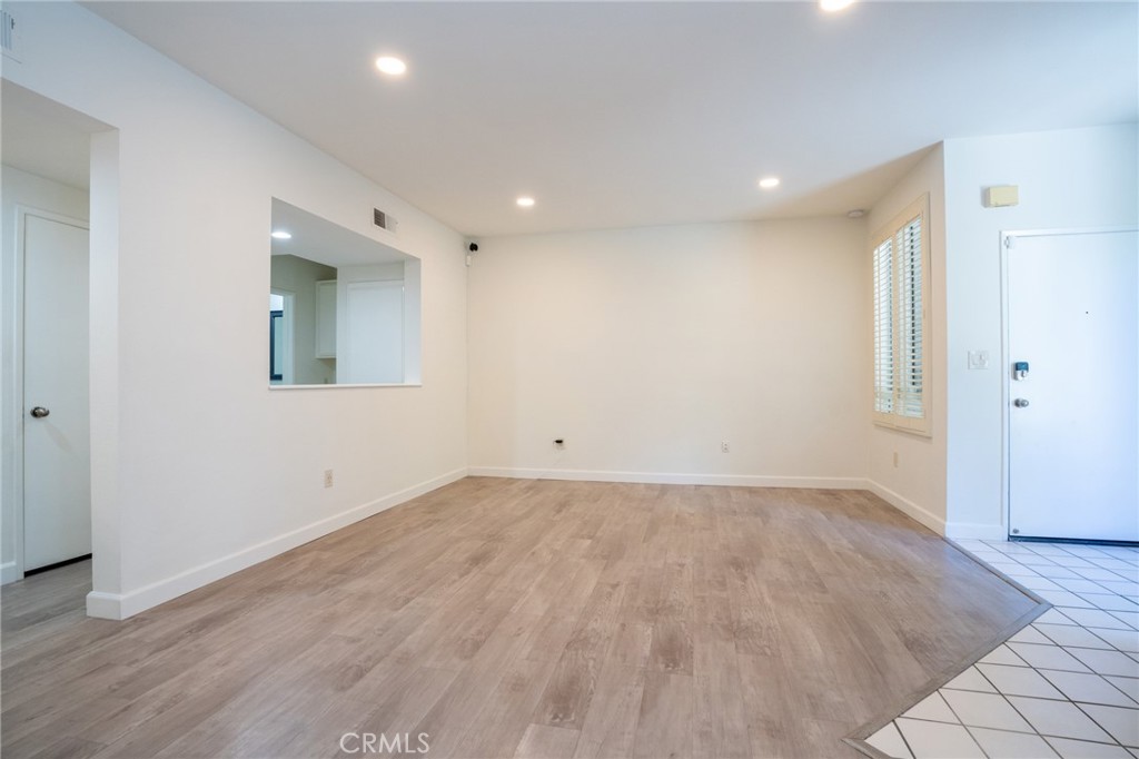 1445 Brett Place 107