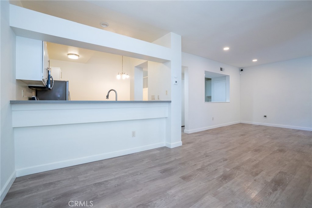 1445 Brett Place 107