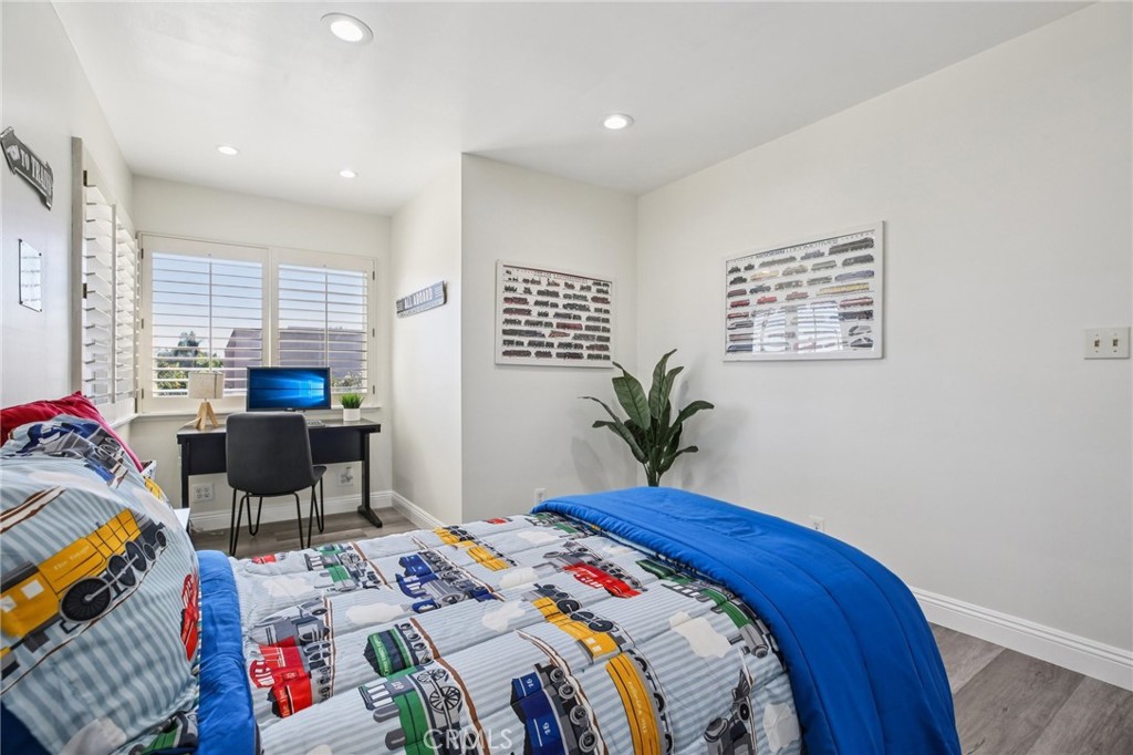 Alamitos Heights (AH) - Residential