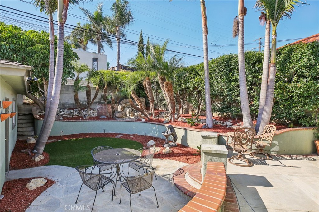 Alamitos Heights (AH) - Residential