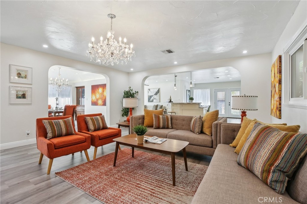 Alamitos Heights (AH) - Residential