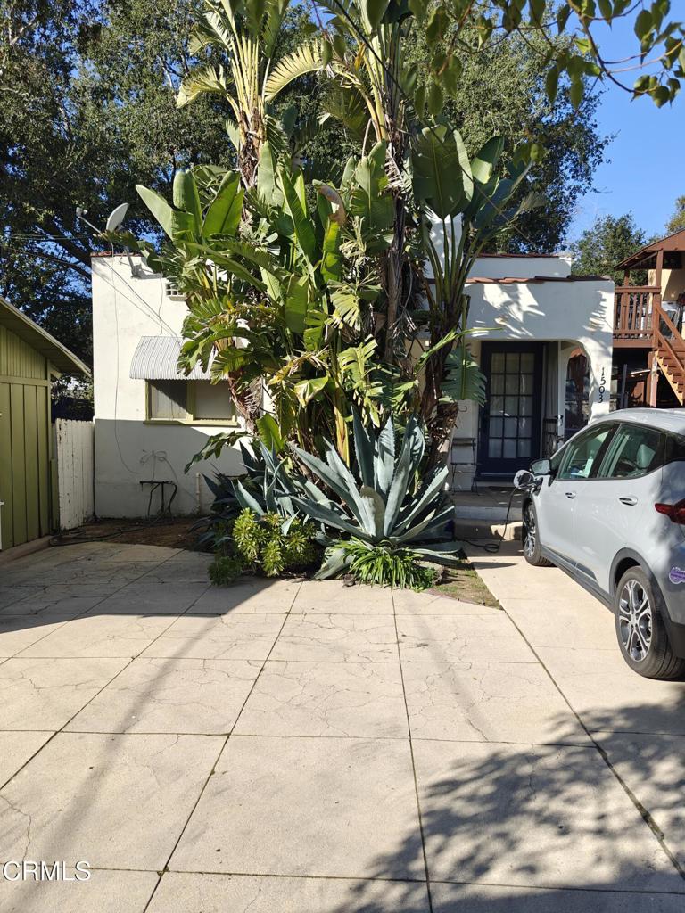 1501 N El Molino Avenue