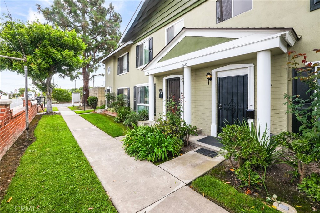 3342 Bradbury Road 34