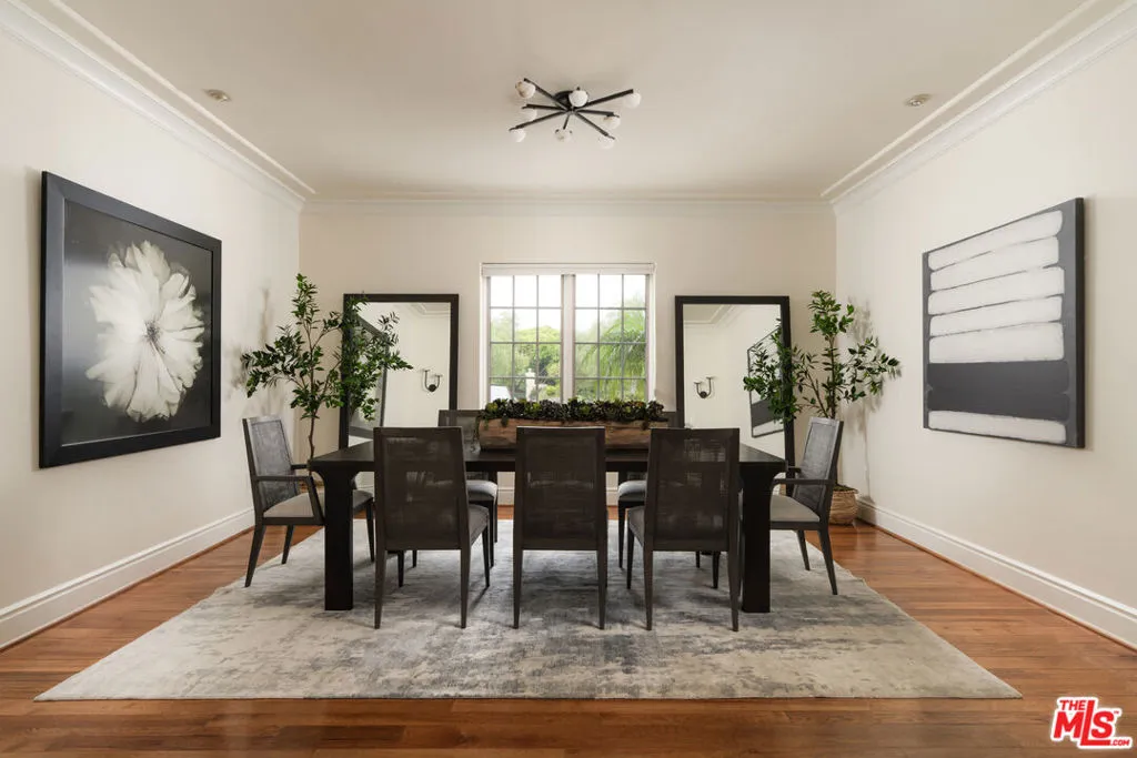 Santa Barbara, California 93108, United States, 5 Bedrooms Bedrooms, ,7 BathroomsBathrooms,Residential,Pending,219789