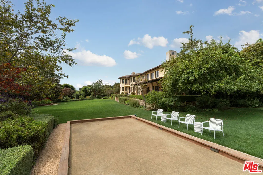 Santa Barbara, California 93108, United States, 5 Bedrooms Bedrooms, ,7 BathroomsBathrooms,Residential,Pending,219789