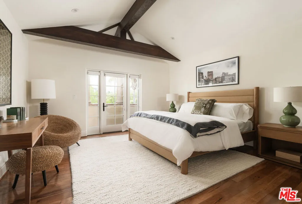 Santa Barbara, California 93108, United States, 5 Bedrooms Bedrooms, ,7 BathroomsBathrooms,Residential,Pending,219789