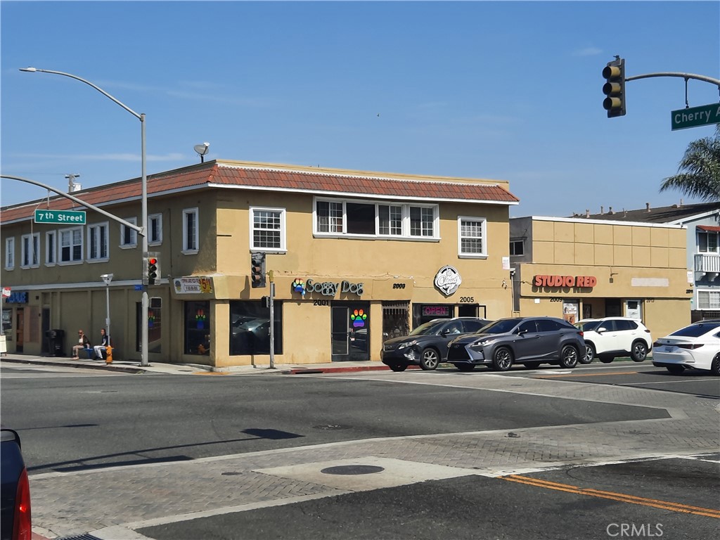 This is a 26-unit value-add mixed-use offering in Long Beach. The two-building property, which totals approximately 17,730 square feet, is in the Historic Rose Park District on the northeast corner of 7th Street and Cherry Avenue. It comprises 8 retail spaces, one studio, 12 one-bedroom apartments, and 5 two-bedroom apartments.
With approximately 20% rental upside to capture, with some renovations and operational improvements, the asking price of $4,995,000 presents an attractive stabilized capitalization rate exceeding 6% on a prime corner location.