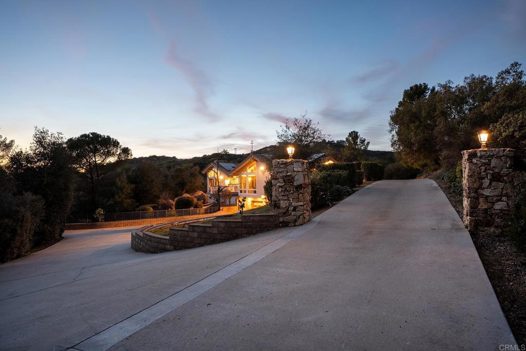 23002 JAPATUL VALLEY RD