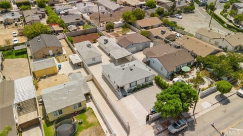 Photo of 10826 Roscoe Boulevard, Sun Valley, CA 91352 (MLS # SR26178193)