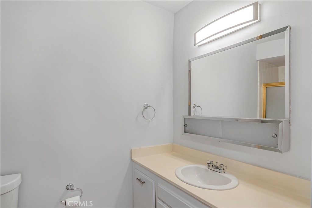 Photo of 5429 Newcastle Avenue #309, Encino, CA 91316 (MLS # SR25139338)