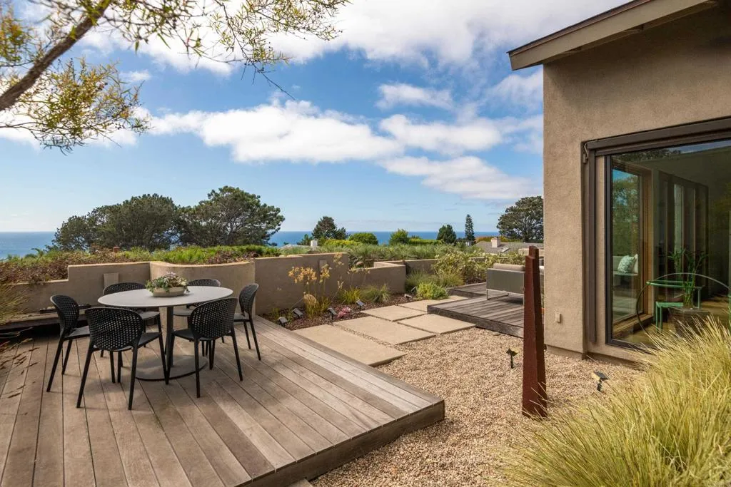 Del Mar, California 92014, United States, 3 Bedrooms Bedrooms, ,3 BathroomsBathrooms,Residential,Active,210027