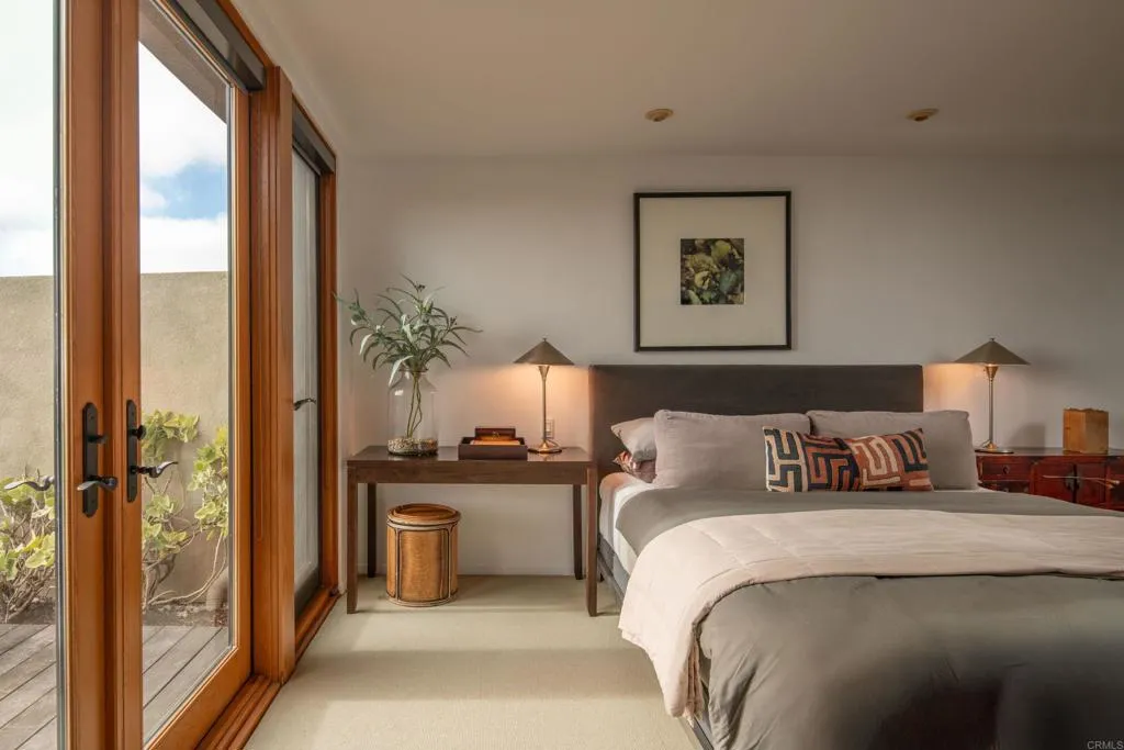 Del Mar, California 92014, United States, 3 Bedrooms Bedrooms, ,3 BathroomsBathrooms,Residential,Active,210027