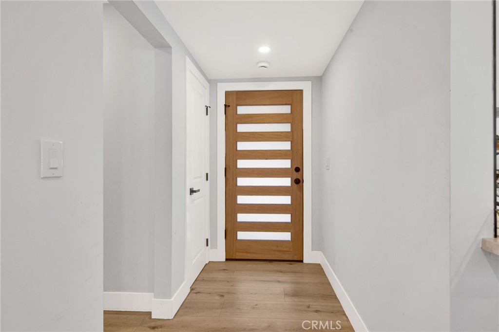 16052 & 16050 Bahama Street