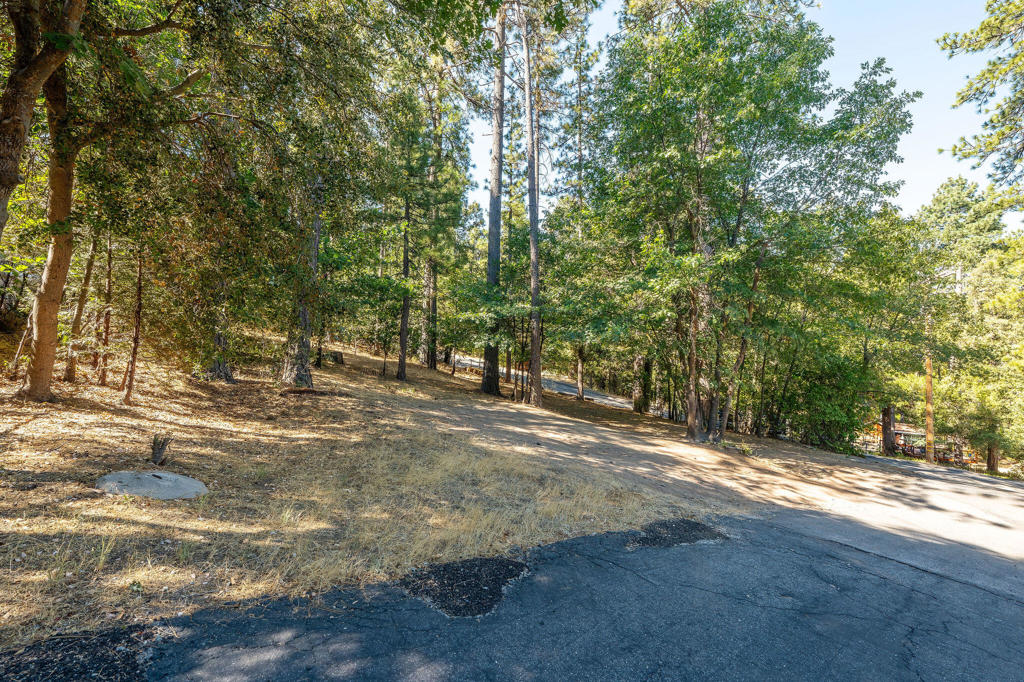 26800 Meadow Glen Drive