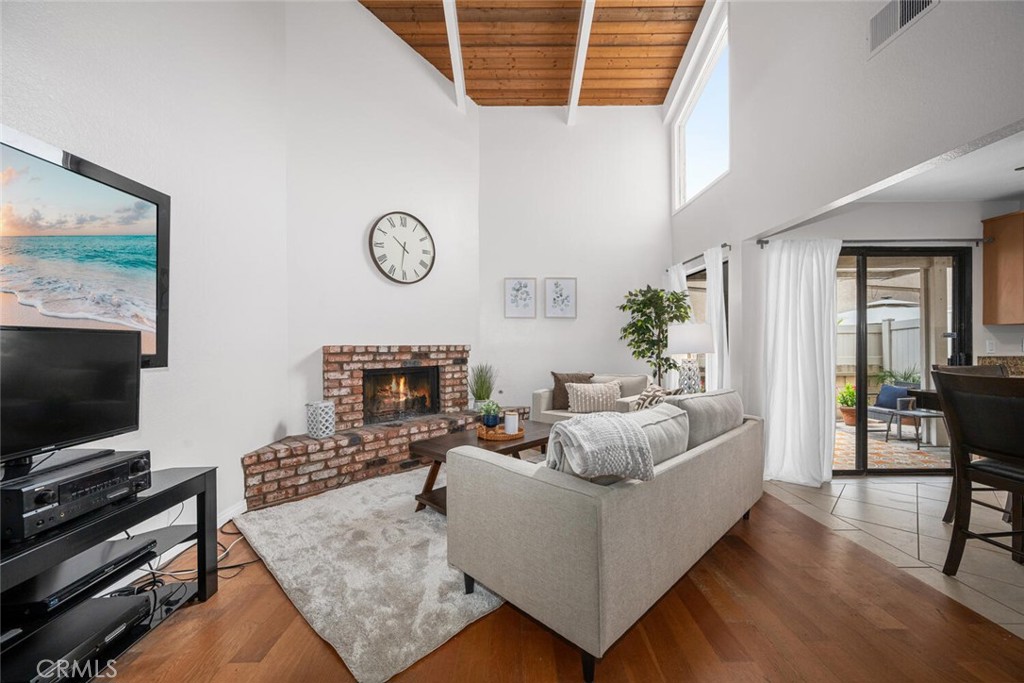 4316 Lincoln Plaza Way