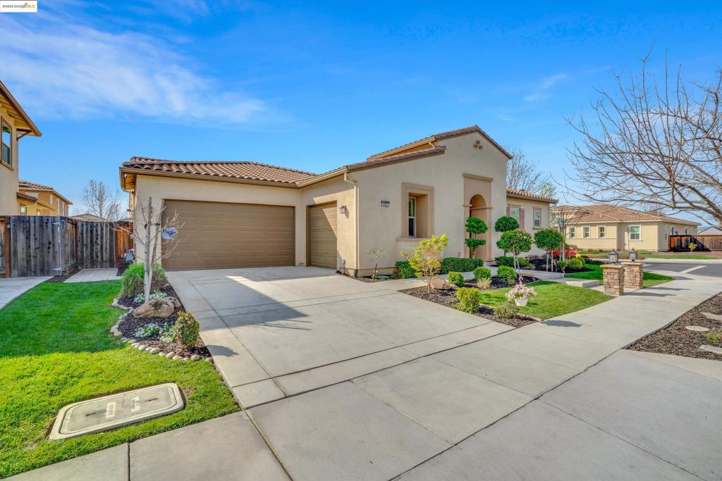 400 Springfield Ct