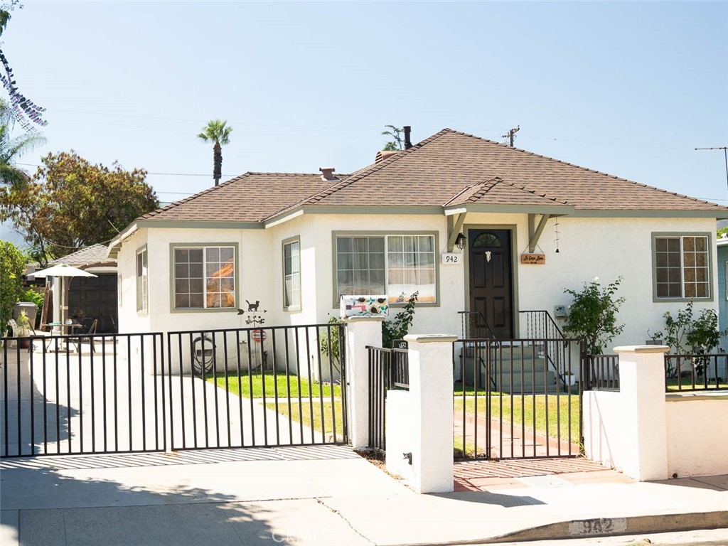 This charming 1946 single-story home offers 1,174 sq. ft. of living space with 3 bedrooms and 2 bathrooms, lovingly cared for by its current owners and ready for new memories to be made. Inside, you’ll find fresh interior and exterior paint, laminate flooring, newer cabinets, and granite countertops in both the kitchen and bathrooms. The spacious primary suite was added with permits, providing comfort and privacy.
Recent updates include a 5-year-old water heater, 3 1/5-year-old attic fan and A/C, and 150 feet of sewer line replaced in 2024. While the ADU is no longer present, the single-car garage retains plumbing and electrical, allowing for an easy conversion back if desired.
Situated on a generous 7,450 sq. ft. lot, this property features a fully gated driveway and yard, alleyway access, and added privacy and security. Conveniently located less than half a mile from Corona High School, just 4 minutes from Corona Regional Medical Center, and only 4 minutes to the 91 Freeway, this home blends classic charm with modern updates in a prime location.