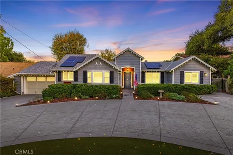 24344 Valley St, Newhall, CA 91321 - MLS#: SR25273602