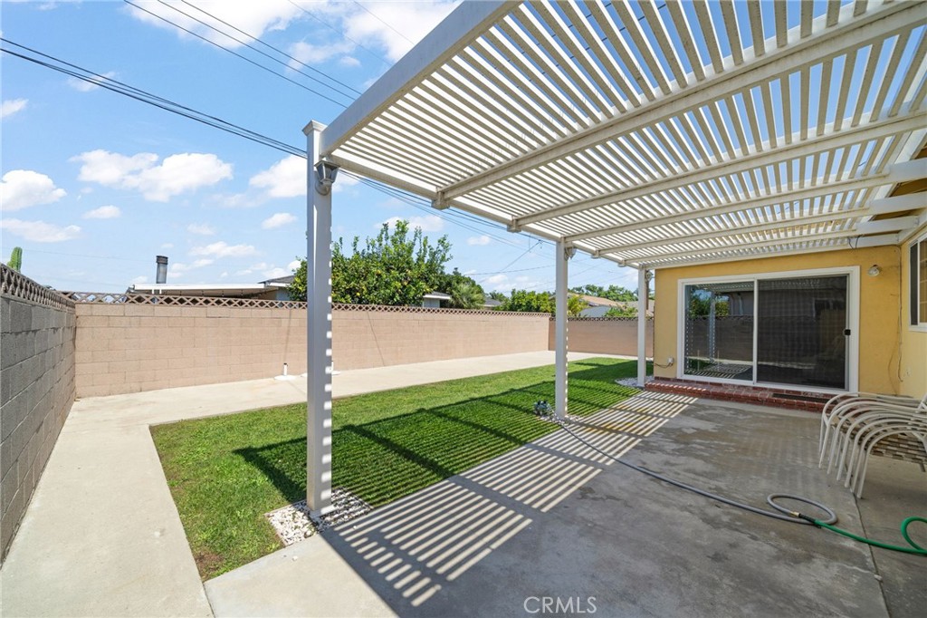 513 W Shadwell Street