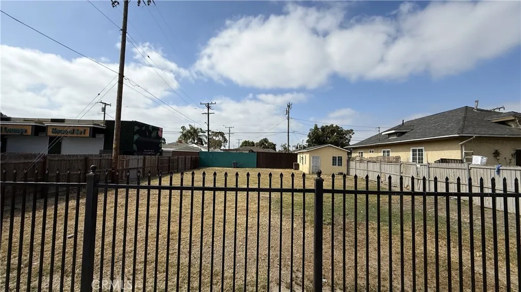 Compton, California 90220, United States, ,Commercial,Active,138288