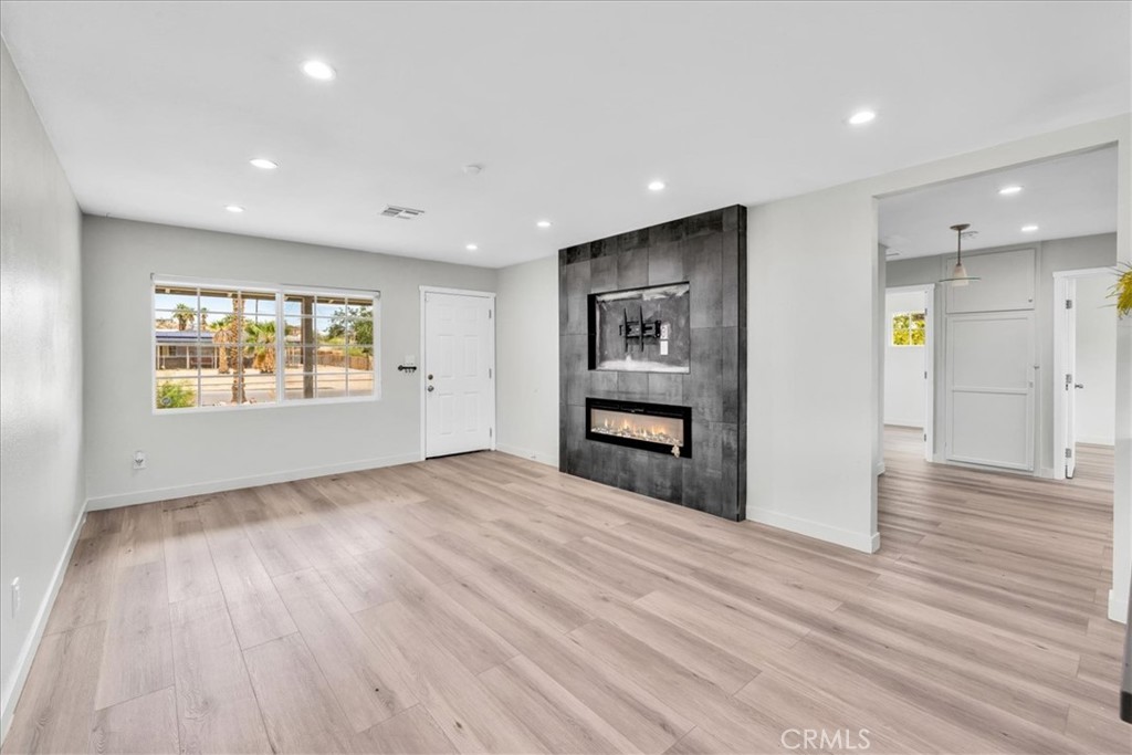 73355 Sun Valley