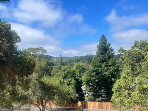 Photo of 1500 Reliez Valley Rd RD, Lafayette, CA 94549 (MLS # 41140005)