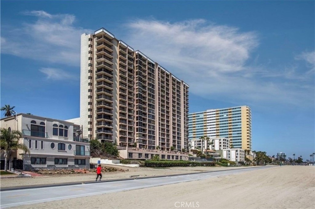 Queens Surf (QS) - Residential