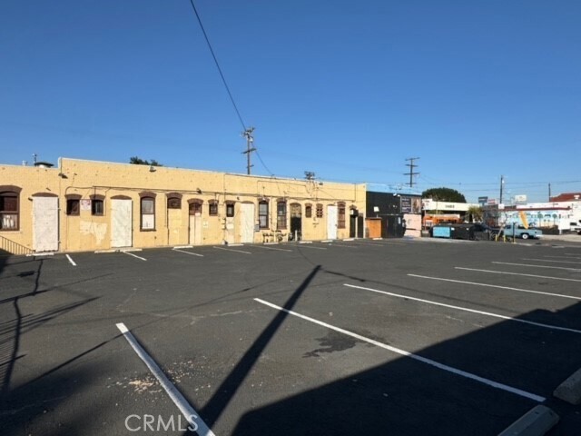 1100 S Pacific Avenue