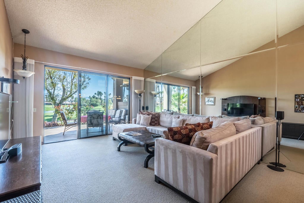 76185 Sweet Pea Way