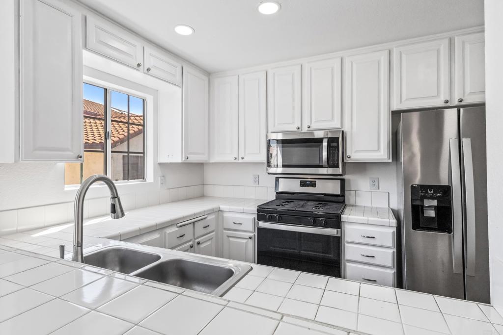 5704 Camino Del Cielo 501