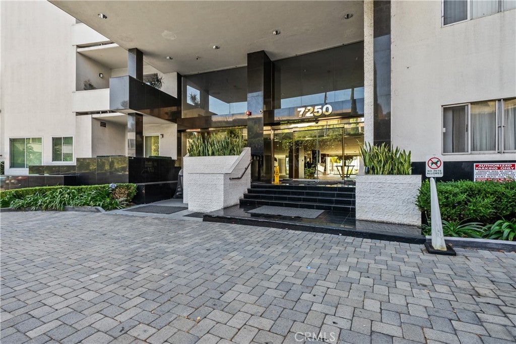 7250 Franklin AVE 311, Los Angeles CA 90046