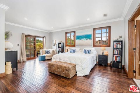 Tiny photo for 4375 Kraft Avenue, Studio City, CA 91604 (MLS # 26738359)