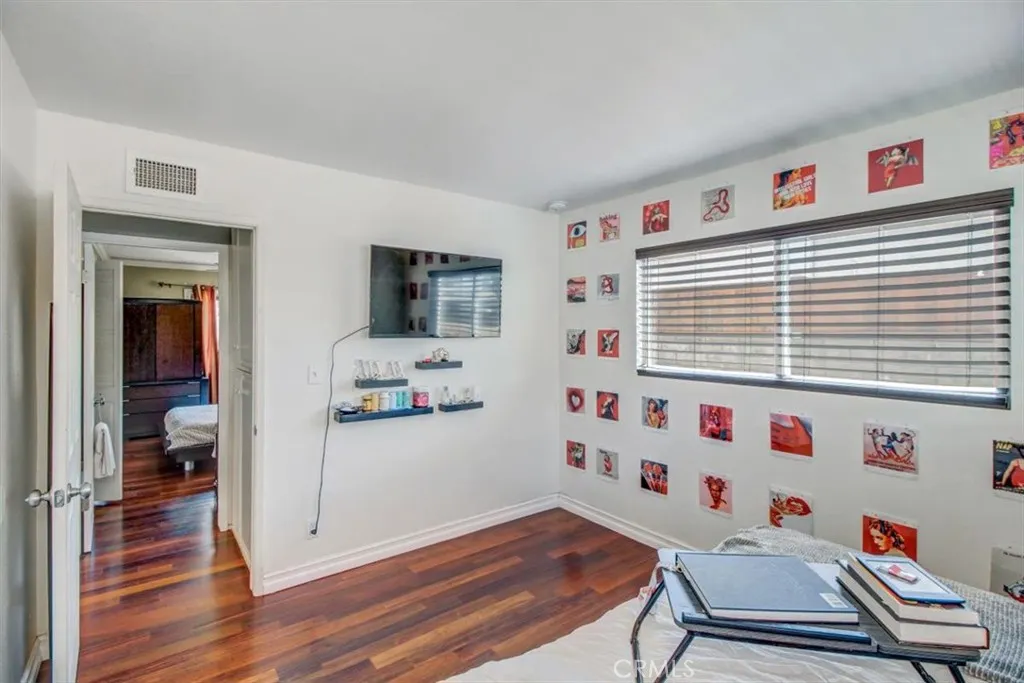 North Hills, California 91343, United States, 3 Bedrooms Bedrooms, ,2 BathroomsBathrooms,Residential,Active,220598