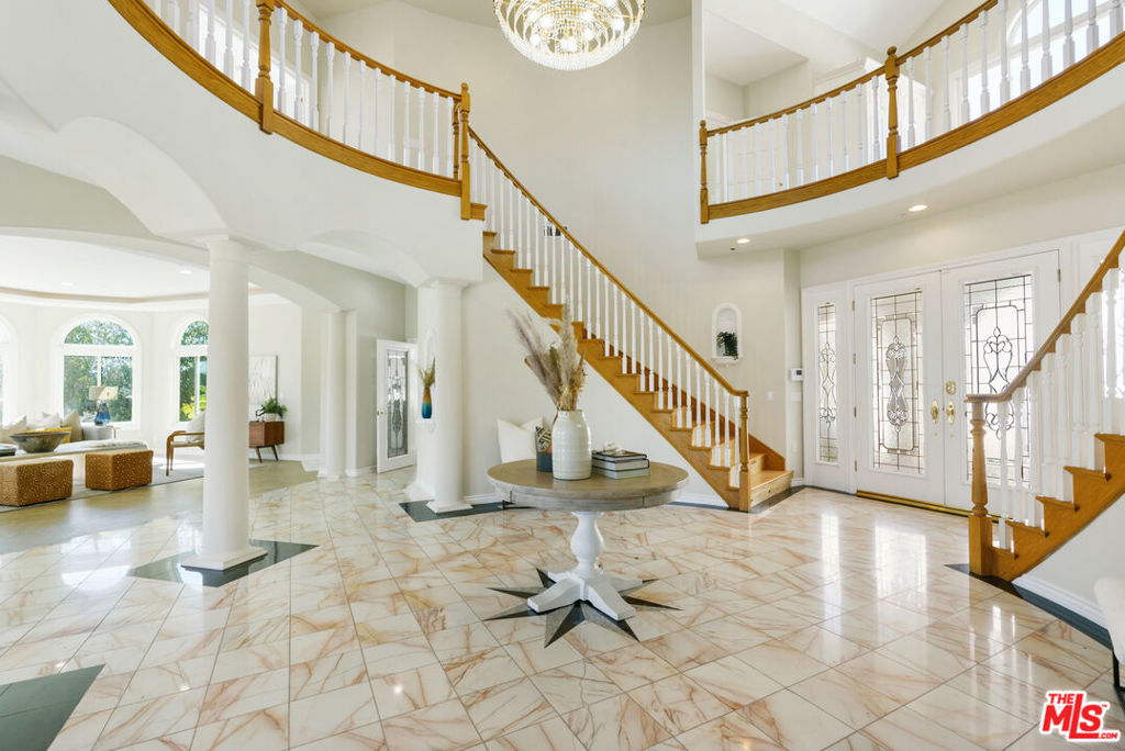 5679 White Cloud Circle