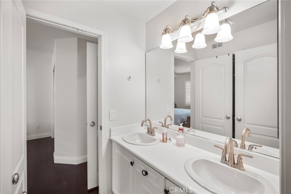 Cliff Wood (CLIF) - Residential