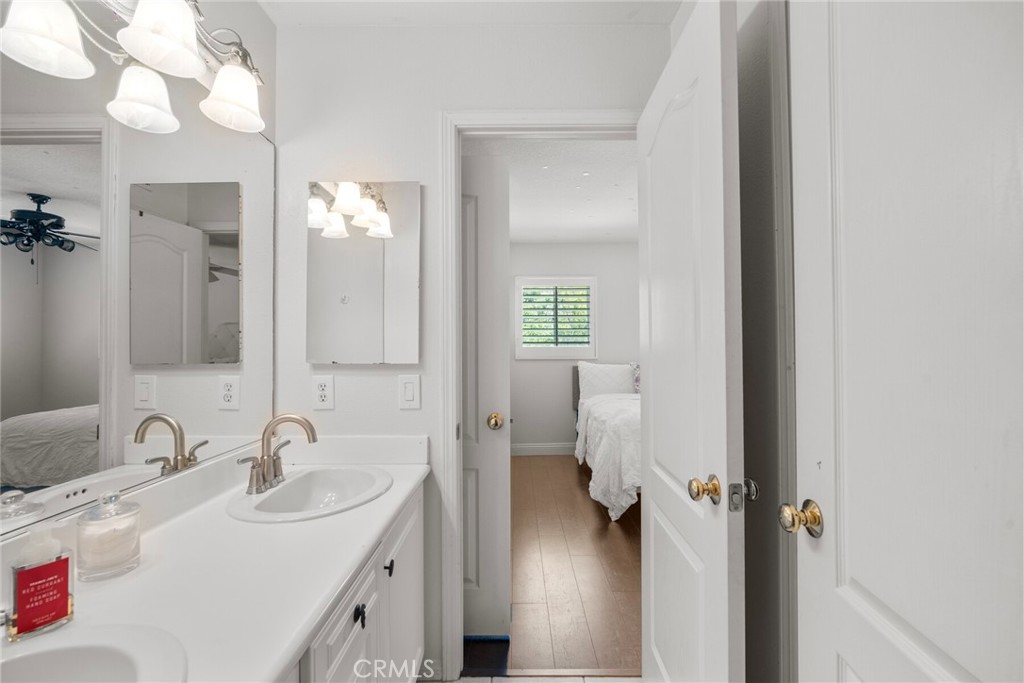 Cliff Wood (CLIF) - Residential