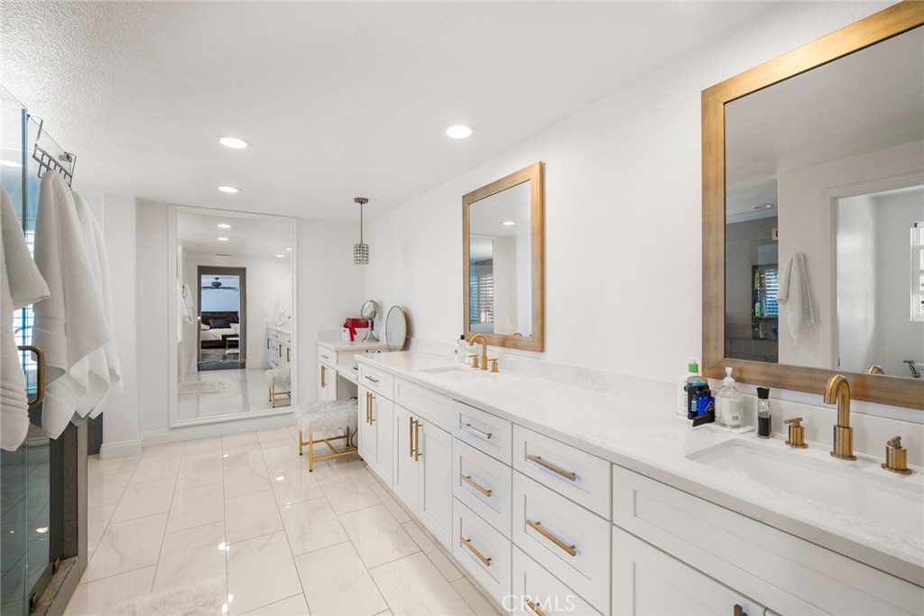 Cliff Wood (CLIF) - Residential